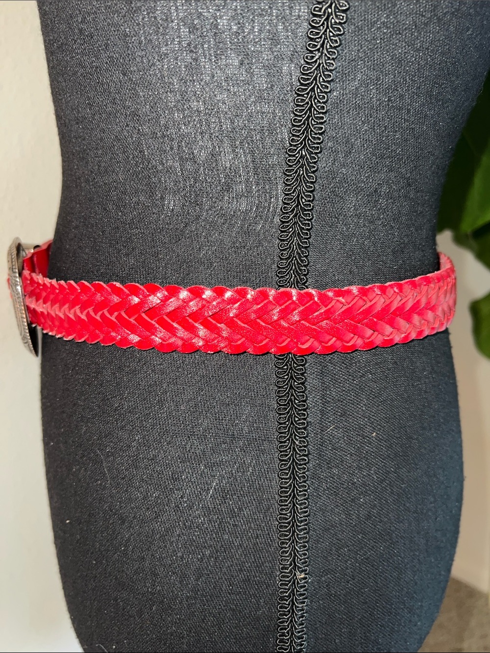 Milor Women’s Vintage Red Weave Leather Adjustable Belt Silver Western Buckle Sm - Picture 7 of 15